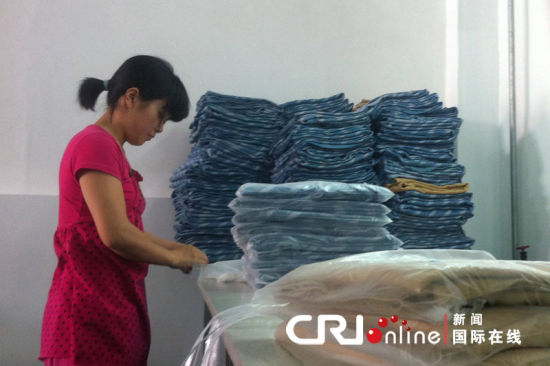 温州航空用品公司"偷工减料"毛毯未清洗直接再用(组图)